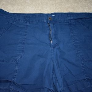 navy blue shorts